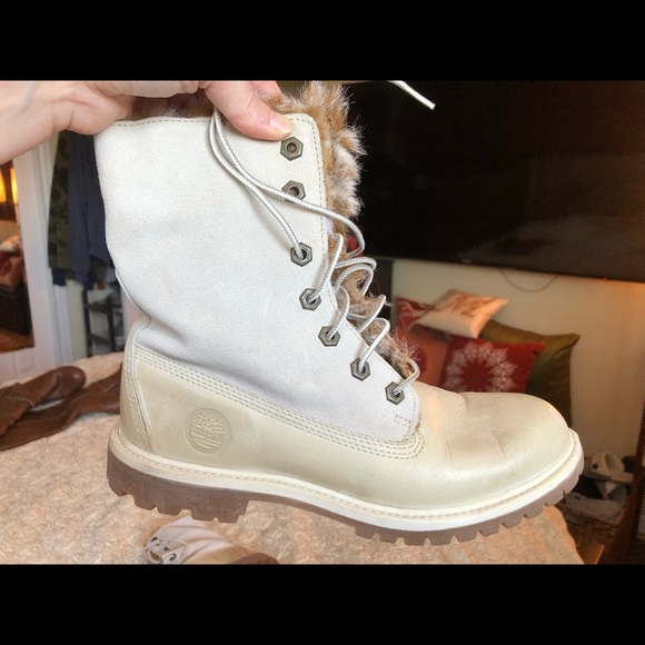 Timberland boots, fur lined, Woman’s Size 7.5 - Picture 2 of 12